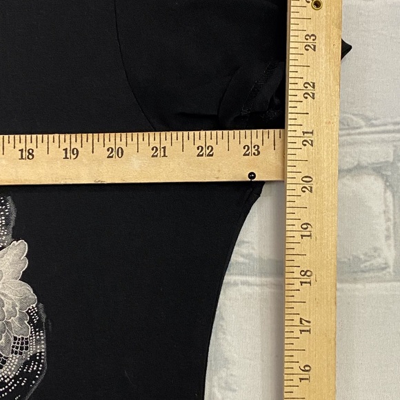 Rare JustCavalli Skull Tee Unisex - Picture 6 of 10